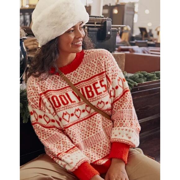 Aerie Flurry Oversized Red Fleece Crew Sweater XXL Graphic Heart Cool Vibes Cozy - Picture 2 of 12